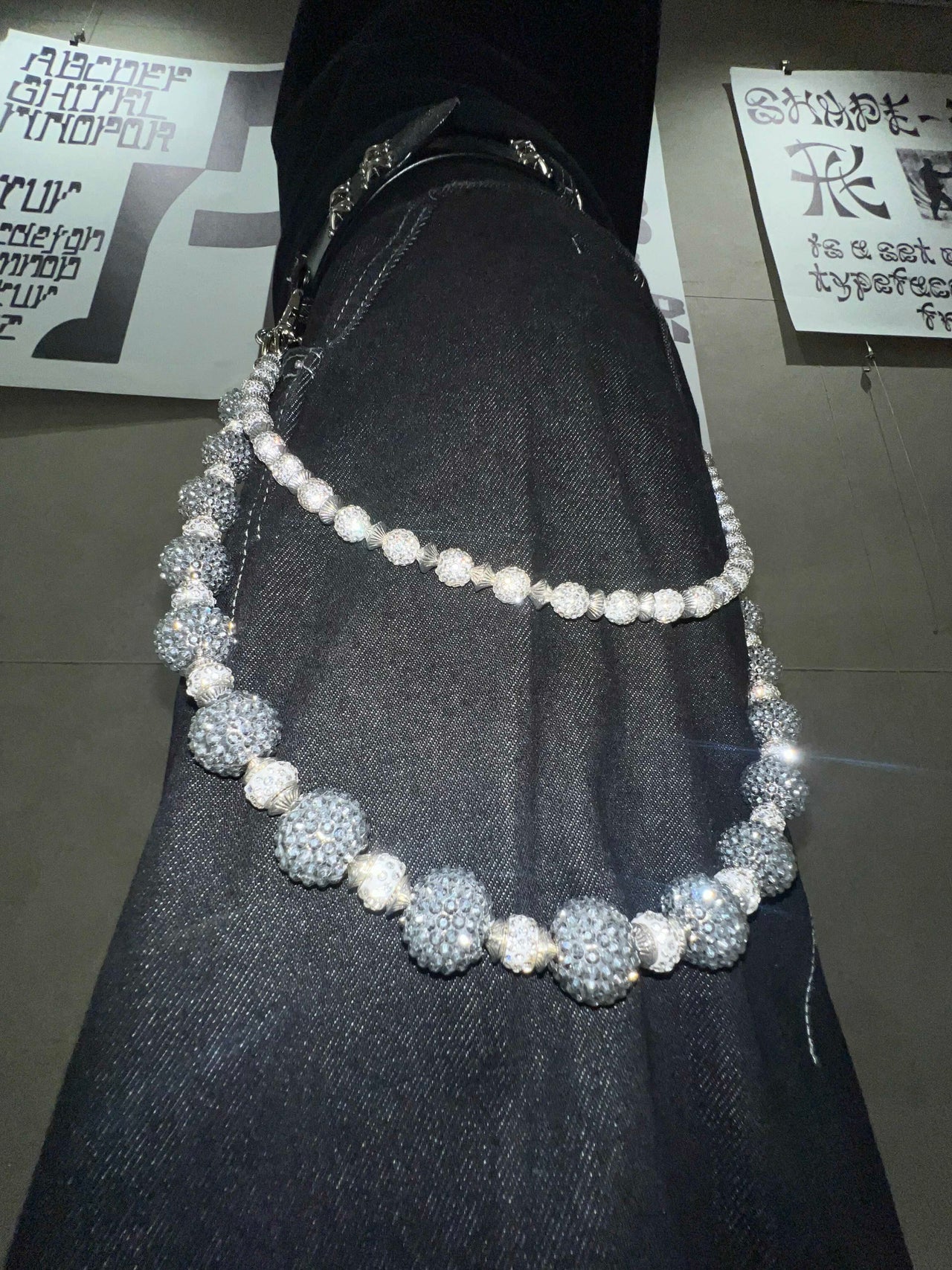 HOWSS / MOONLIT BUBBLE