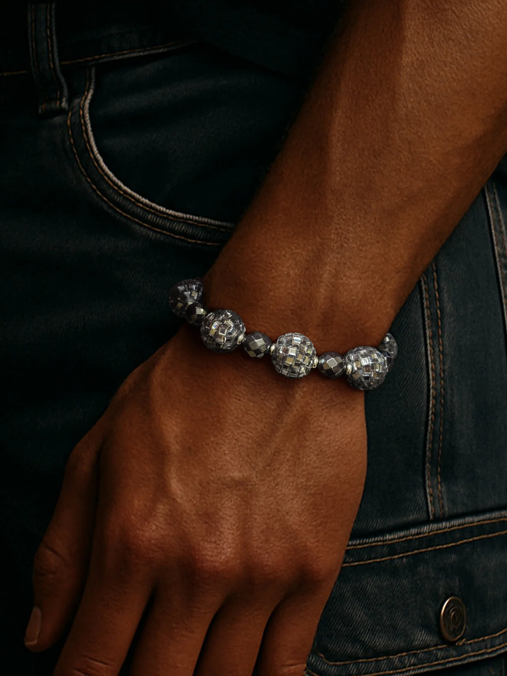 HOWSS / DARKCORE BUBBLE