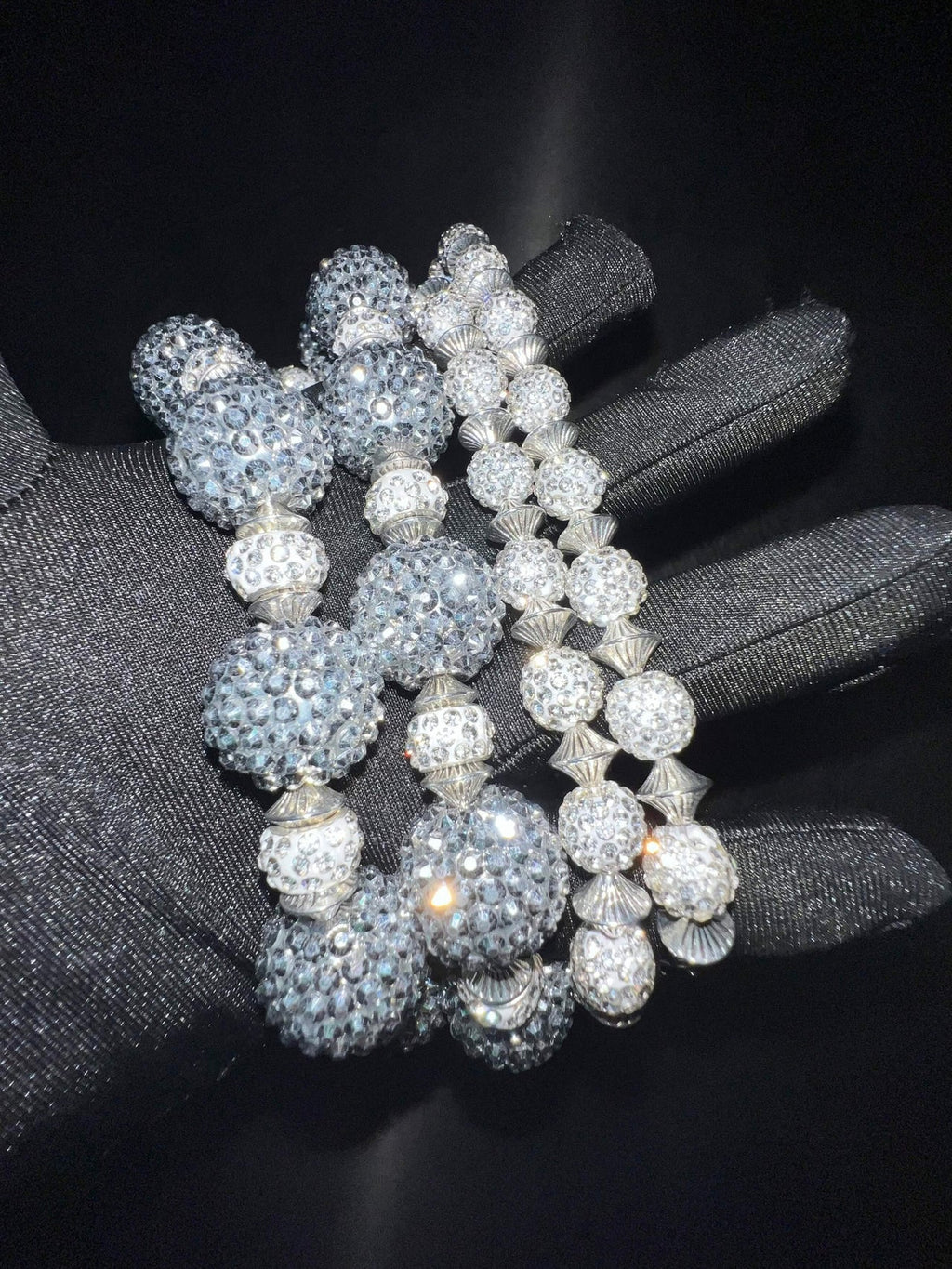 HOWSS / MOONLIT BUBBLE