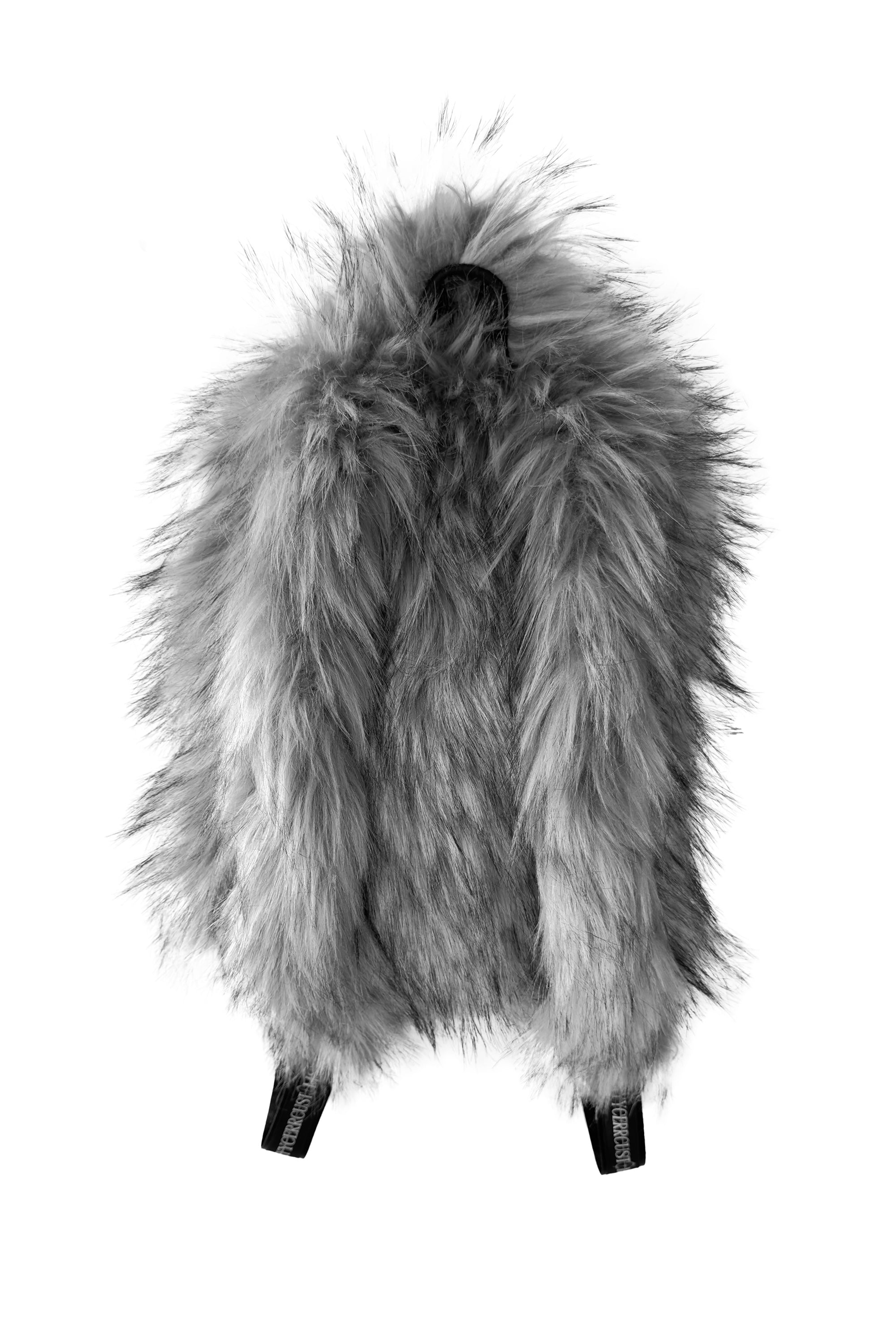 【JAYYCERRCUSTOMS】 GREY FUR BACKPACK